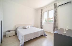 2 Bedroom Gorgeous Home In Realmonte