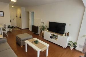 Hermoso Depto en La Perla con Balcón Cochera 5 Personas 8 cuadras del Mar