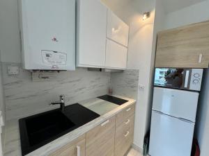 Appartement à Arcachon : Plage à 50m, Terrasse, Parking, WIFI, 4 Pers - FR-1-474-266