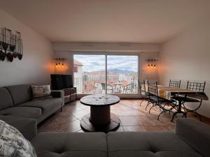 Appartements Coeur de Saint-Jean-de-Luz : Appartement lumineux avec balcon, proche plage et commerces - FR-1-239-1079 : photos des chambres