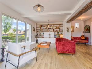 Maisons de vacances Maison de Charme a Merville-Franceville-Plage, 10 Pers, Proche Mer, Grande Terrasse et Studio Independant - FR-1-788-27 : photos des chambres