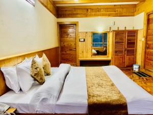 The Vashisht, Manali - A Four Star Luxury Hotel