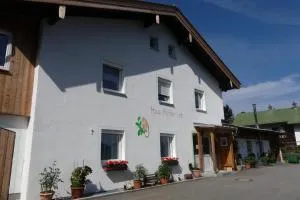 Ferienwohnungen Haus Kunterbunt - Resten