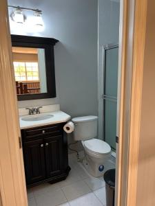 Luxury 4 Bedroom And 3 Bath Riverside Area Home Private Spacious