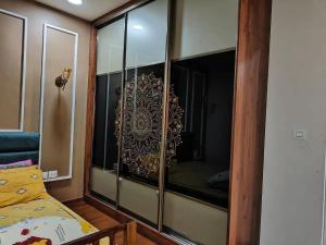 Lavishing 3BHK apt at 19 Floor only for family