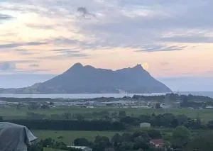 Moko Hiwi Escape Ruakākā- Huia Suite - One Tree Point