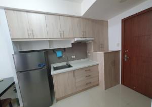 RGB Apartment - Pioneer, Mandaluyong!