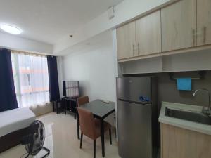 RGB Apartment - Pioneer, Mandaluyong!
