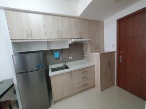 RGB Apartment - Pioneer, Mandaluyong!