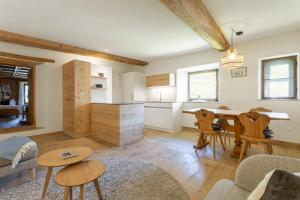 Chesa-strimer - Stüva Sur