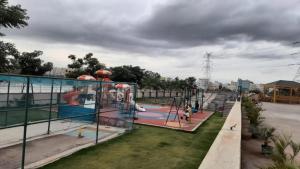 Marvellous 3BHK on 34th Floor only for Vegetarian Family