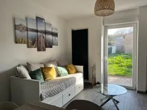 Chez Nous - Flainval