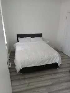 Dlight Ensuite Rooms - South Ockendon