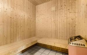 Holiday Home Strandvejen Brovst Denm