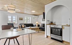 Holiday Home Strandvejen Brovst Denm