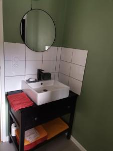 Appartements Studio au calme proche commodites : photos des chambres