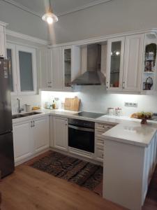 Los Laureles Relaxing Vintage Home