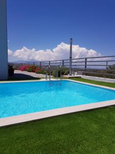 Crete Rethymnon pool and sea view Blue Horizon