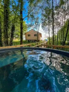 Tempo Manor Cabins - Trillick