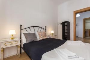 Charming house with terrace near the city center