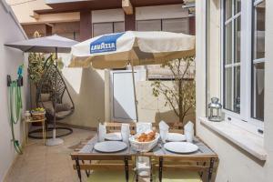 Charming house with terrace near the city center