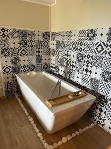 Chambre de charme Andria jacuzzi
