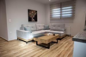 Apartment Viewing Garden