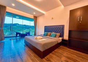 Kodai Outdoor Valley