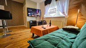 Haus Erdgeschoss mit Garten