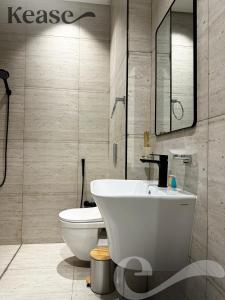 3 Kease Malqa - Royal Touch