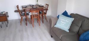 Appartements Beau studio a 2mn de la mer et avec jardin : Studio Familial
