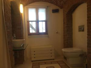 Castle81homes Yellow-Sarı , Sea View House