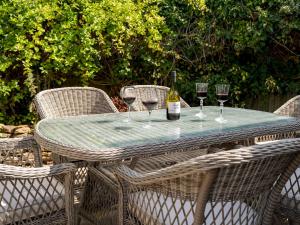 Stylish Cottage Peaceful Rural Retreat Pass The Keys