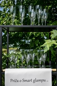 Smart glamp
