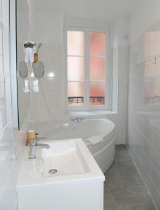 Hotels Hotel & Restaurant Le Patio VICHY : photos des chambres