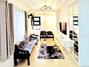 Tagaytay Green Cabin Staycation Free Parking Over10pax Public Transport Accessible 0101 - Laurel