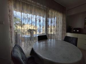 Apartment by the beach