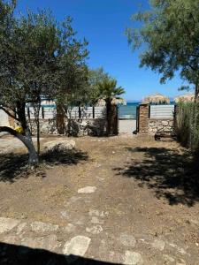 Alexs seafront vacation house