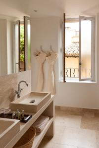 Hotels Le Vieux Castillon : photos des chambres