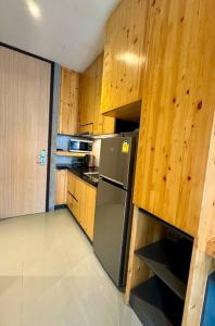 Taya NaiHarn, Scenic View, Modern Studio, Relife Windy