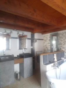Chalets Les maisons d-Ustou. : photos des chambres