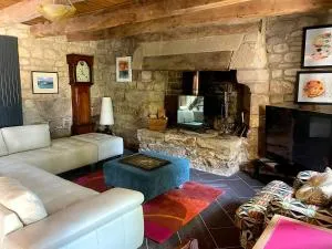 Les Gîtes de Guernegroach - La Chaumière - Lescouët-Gouarec