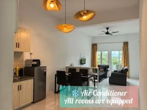 LANGKAWI JAPANESE STLYE FAMILY DELUXE HOUSE FOR 9Pax New grade - 瓜埠