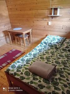 Nad Jeziorem Domki i Pokoje 781-281-434