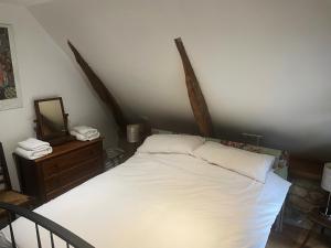 Maisons de vacances Les Gites de Guernegroach - La Chaumiere : photos des chambres