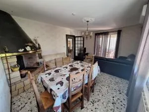 Les mûriers - Etage complet d'une grande maison avec jardin - 比兹米内瓦