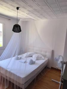 Maisons de vacances Maison chaleureuse a Ajaccio avec vue sur le jardin : photos des chambres