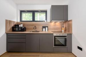 Gorska Idila "Smreka" - a Modern House in Quiet Area with Wellness