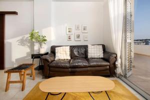 City Center Top Floor Big Balcony 2BR Close to the Beach