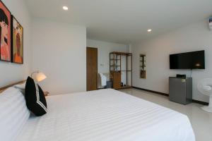 Wow Academy & Stay Soi Tai-Aed 3B